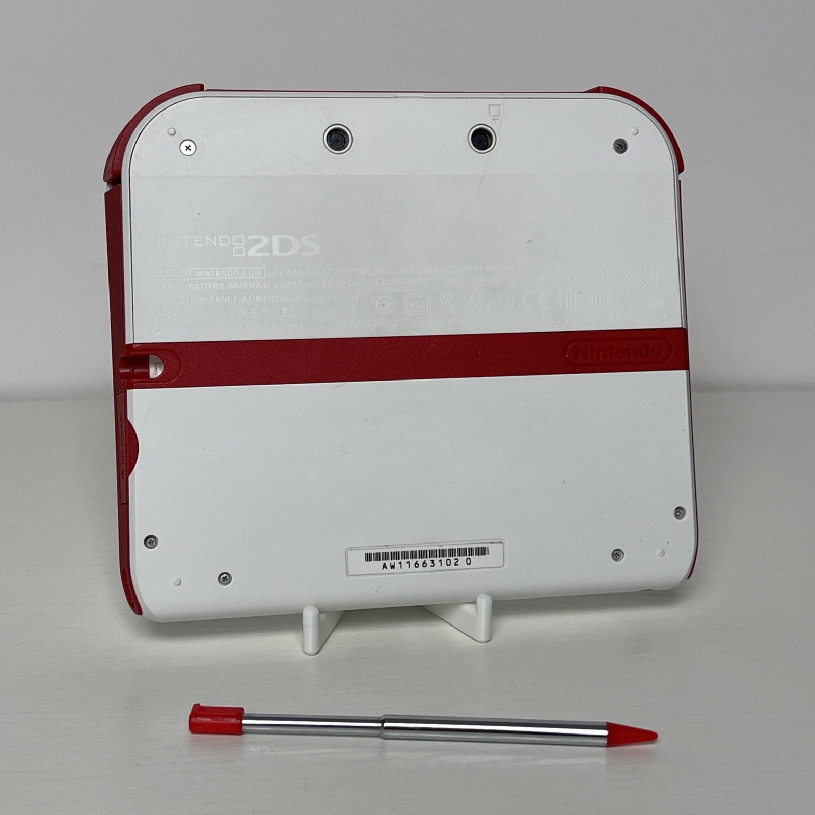Nintendo 2DS Handheld Game Console FTR-001 Red White Tested Works W/STYLUS