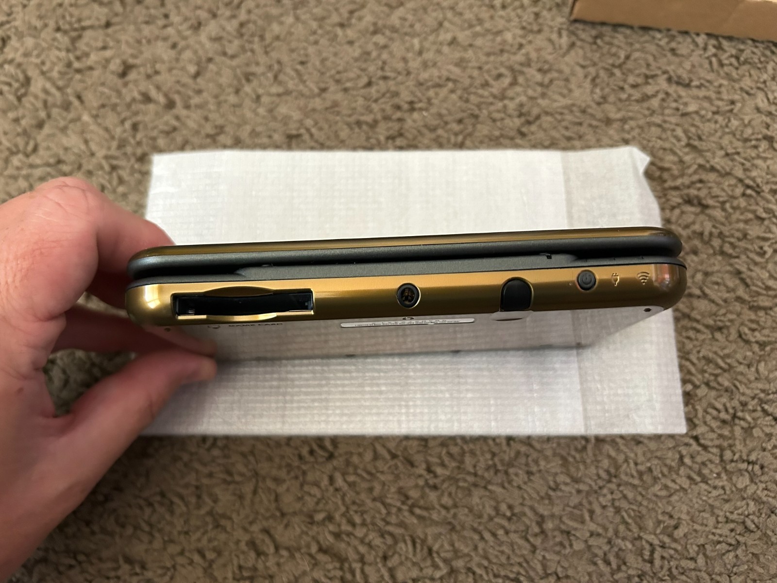 Nintendo New 3DS XL Handheld System Hyrule Edition Complete in Box Zelda Gold