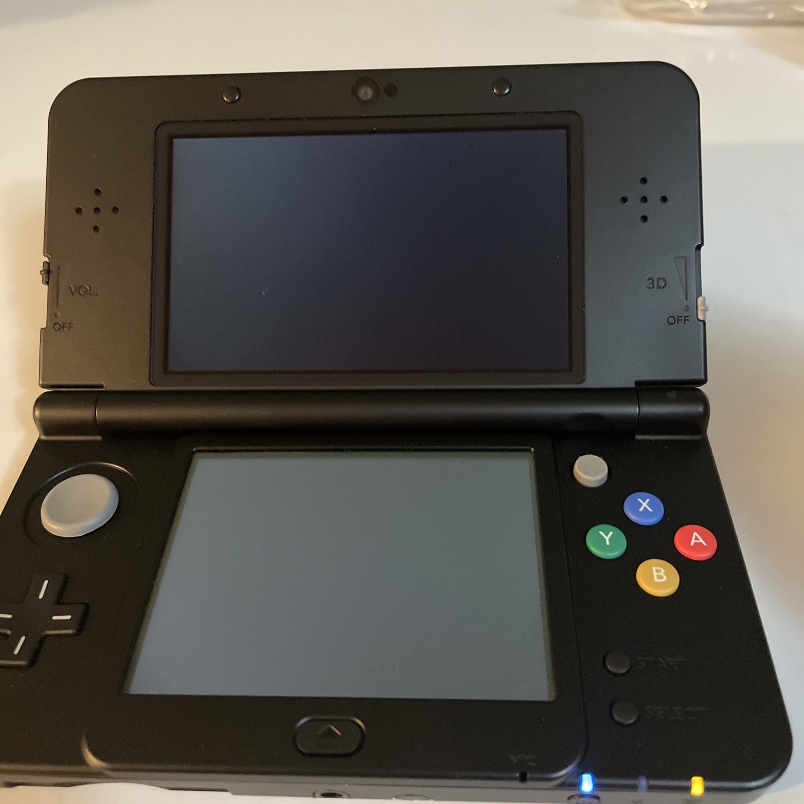 Nintendo New 3DS Super Mario Black Edition Handheld System Console + Charger/SD