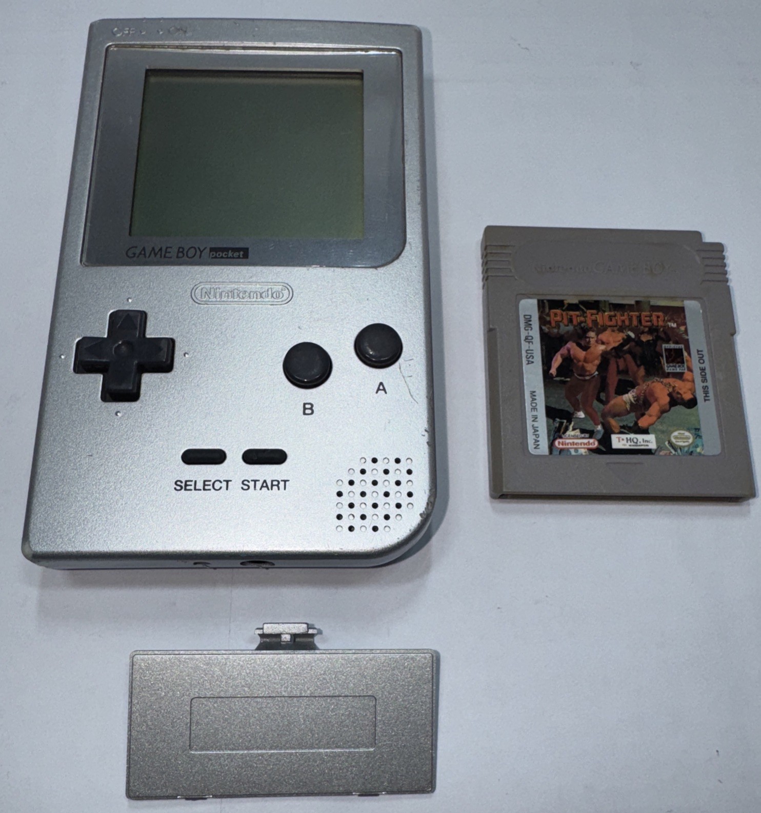 Nintendo Game Boy Pocket MGB-001 SILVER Console w/ Pit Fighter & Battery Door