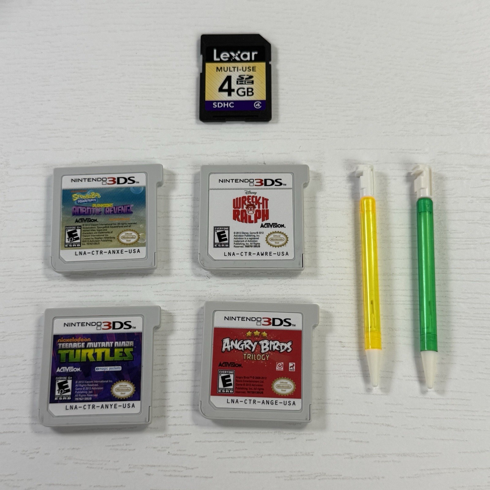 Nintendo 3DS XL Blue SPR-001 Handheld Console Bundle w/ 4 Games 2 Chargers READ