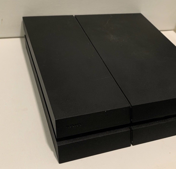 Sony PlayStation 4 Console & Remote Black CUH-1215A HDMI USB Wi-Fi Capability
