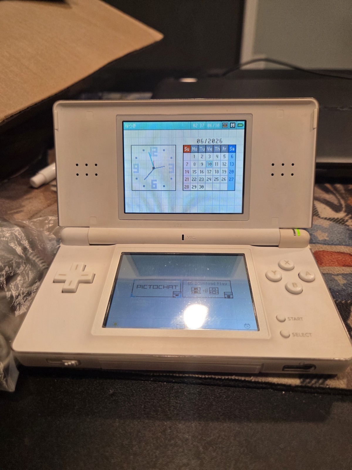 Nintendo DS Lite USG-001 JPN White Handheld Console Stylus & Cable EUC