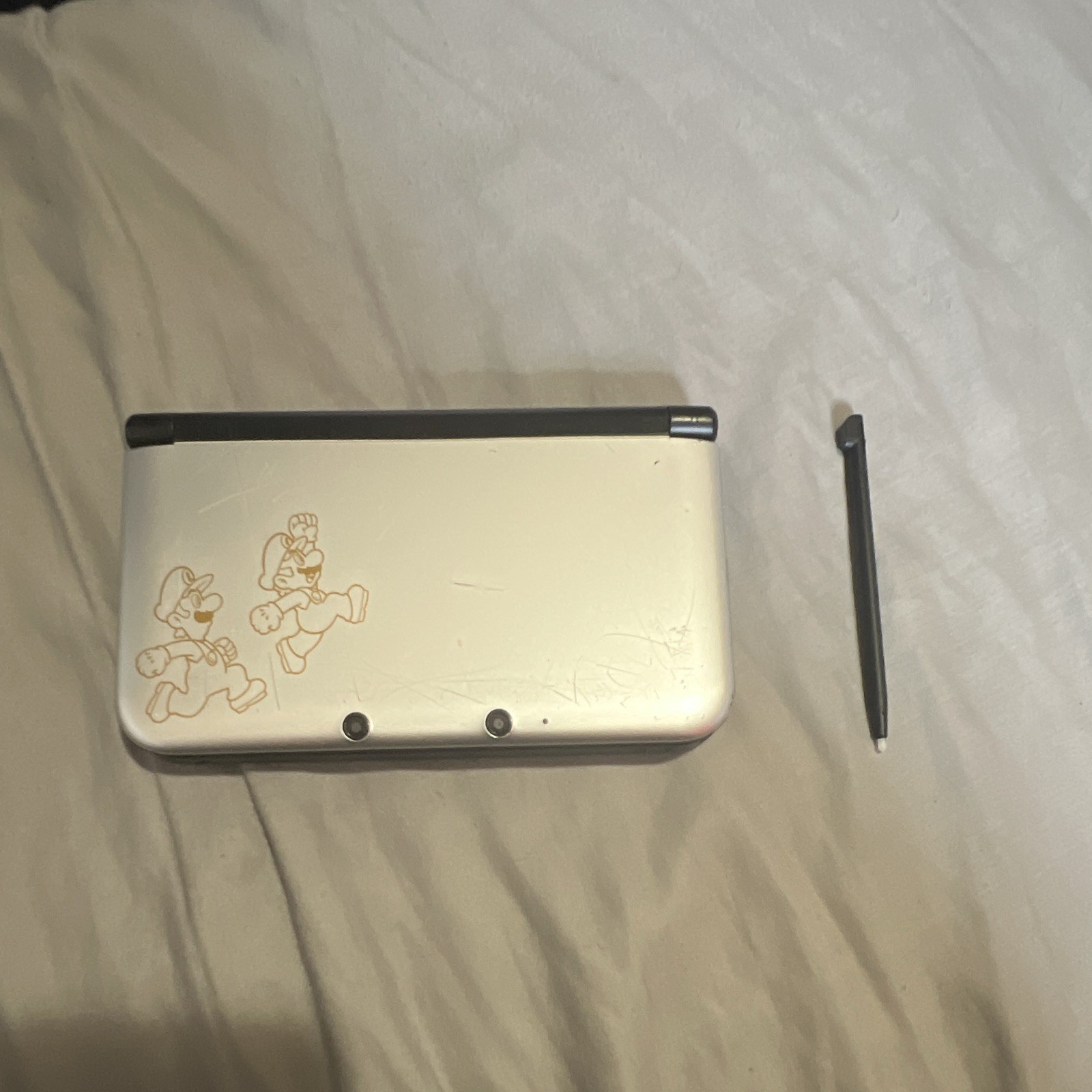 Nintendo 3DS XL Year of Luigi 30th Anniversary Silver/Black Wi-Fi 3D