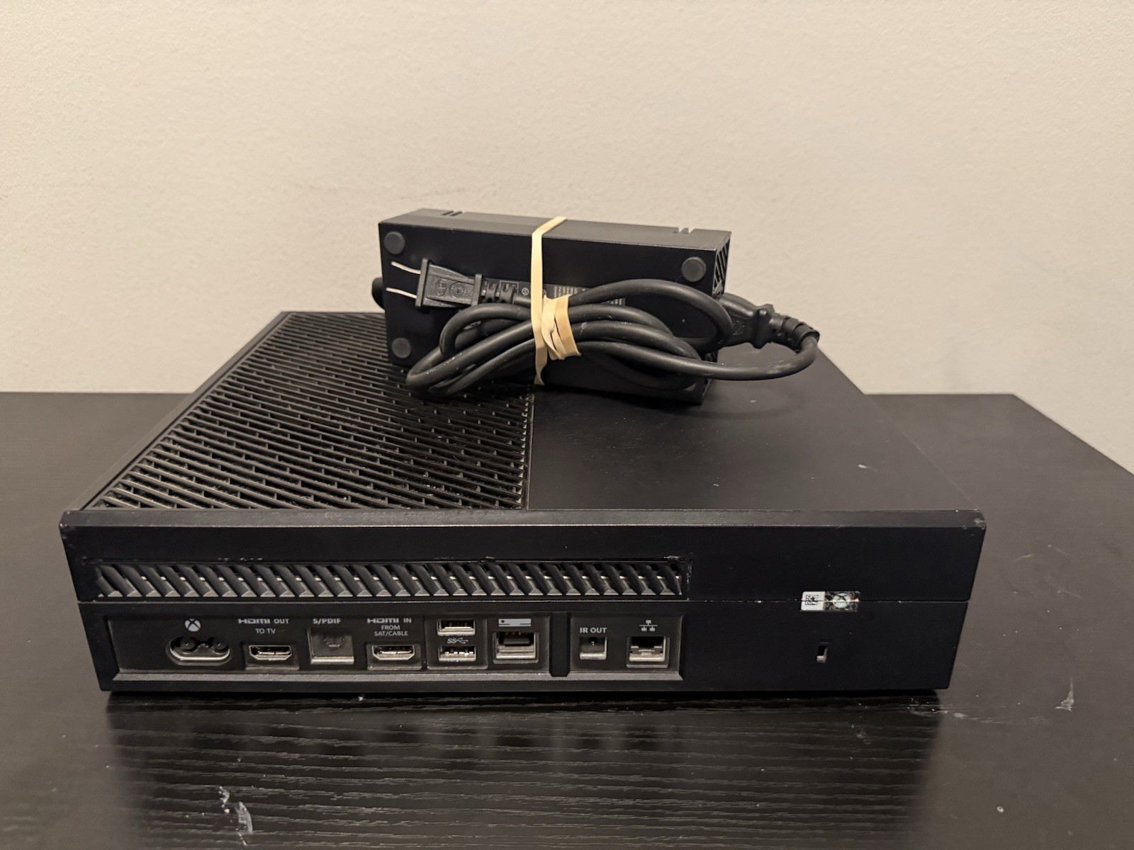 (PARTS ONLY) Microsoft Xbox One 500GB Console Black w/ Power Supply & Cord