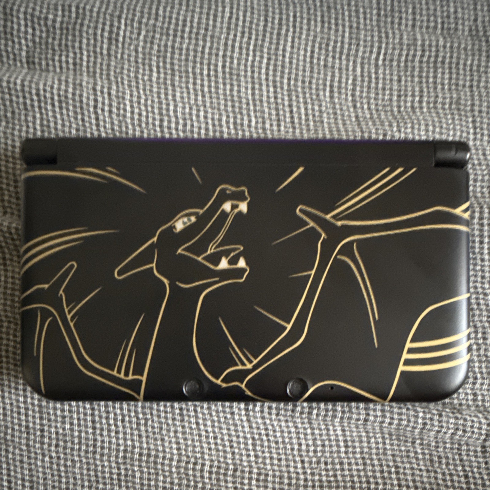 Nintendo 3DS LL Black/Gold Pokemon Edition 3D NTSC-J 4GB w/ Alpha Sapphire