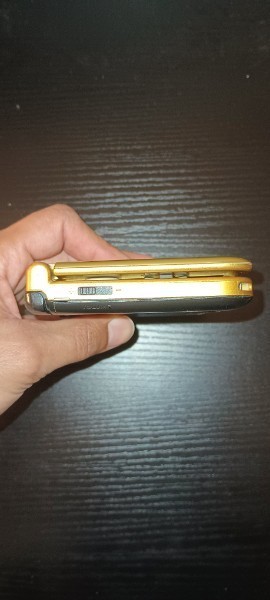 Broken 3DS XL The Legend of Zelda A Link Between Worlds Limited Edition Gold