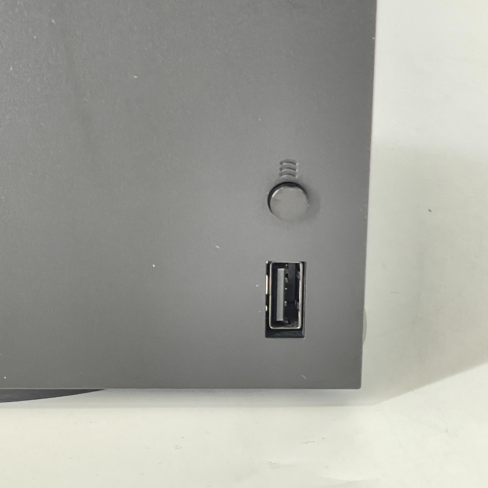 Microsoft Xbox Series X Console Black 1TB w/ Controller/HDMI – Excellent
