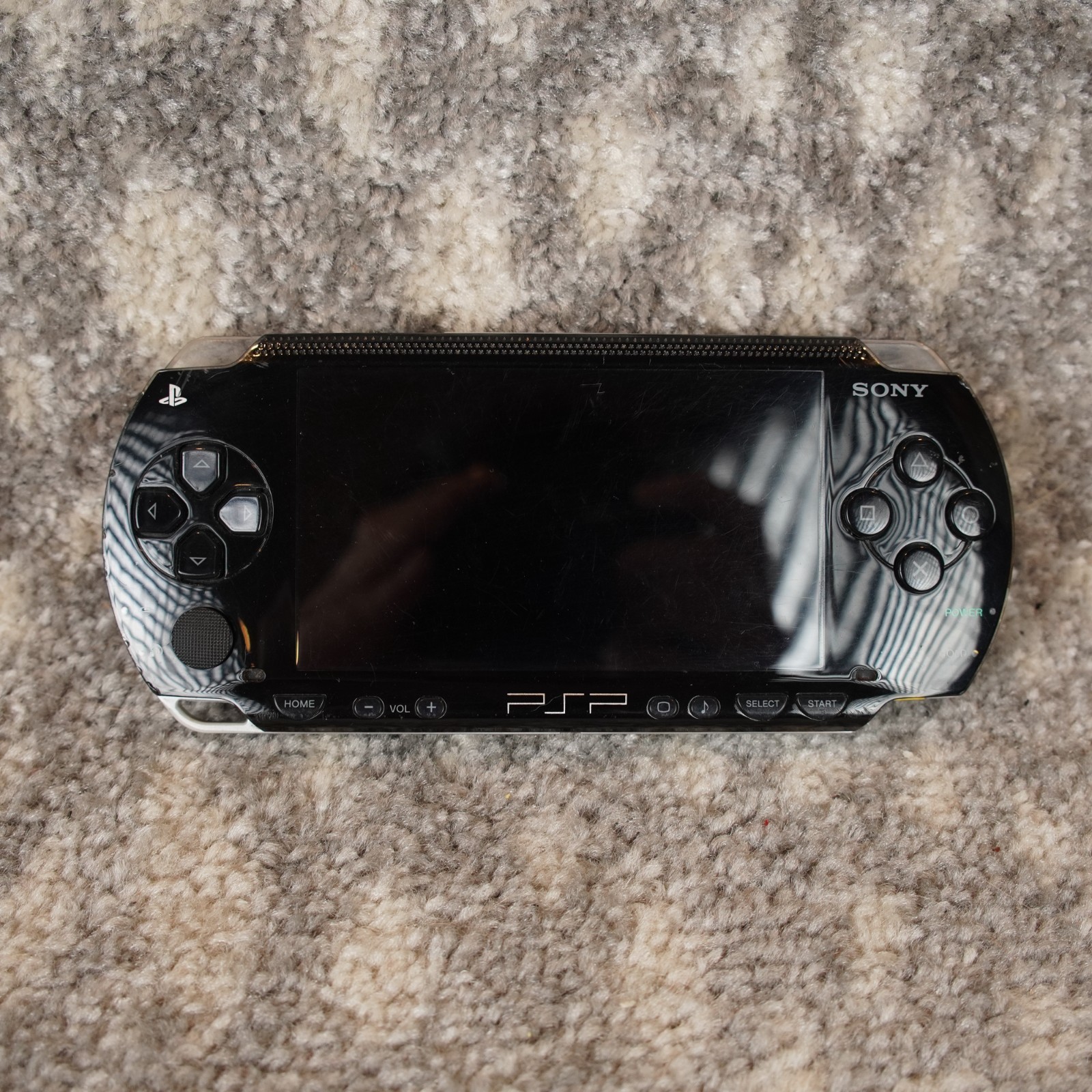 Sony PSP-1001 Handheld Console Black W/ Charger 32MB Stick New Battery Game Disc