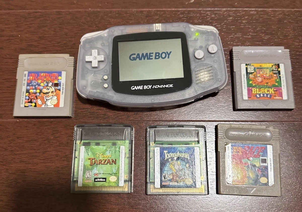 Nintendo Game Boy Advance With 5 Games