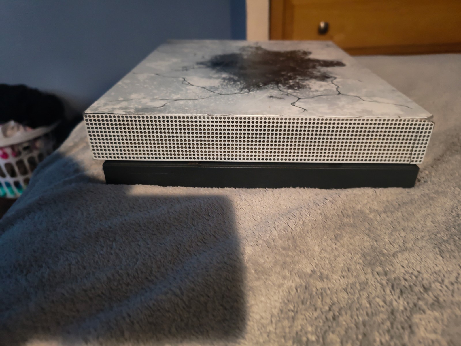 Microsoft Xbox One x 1TB Gears 5 Limited Edition Console Bundle