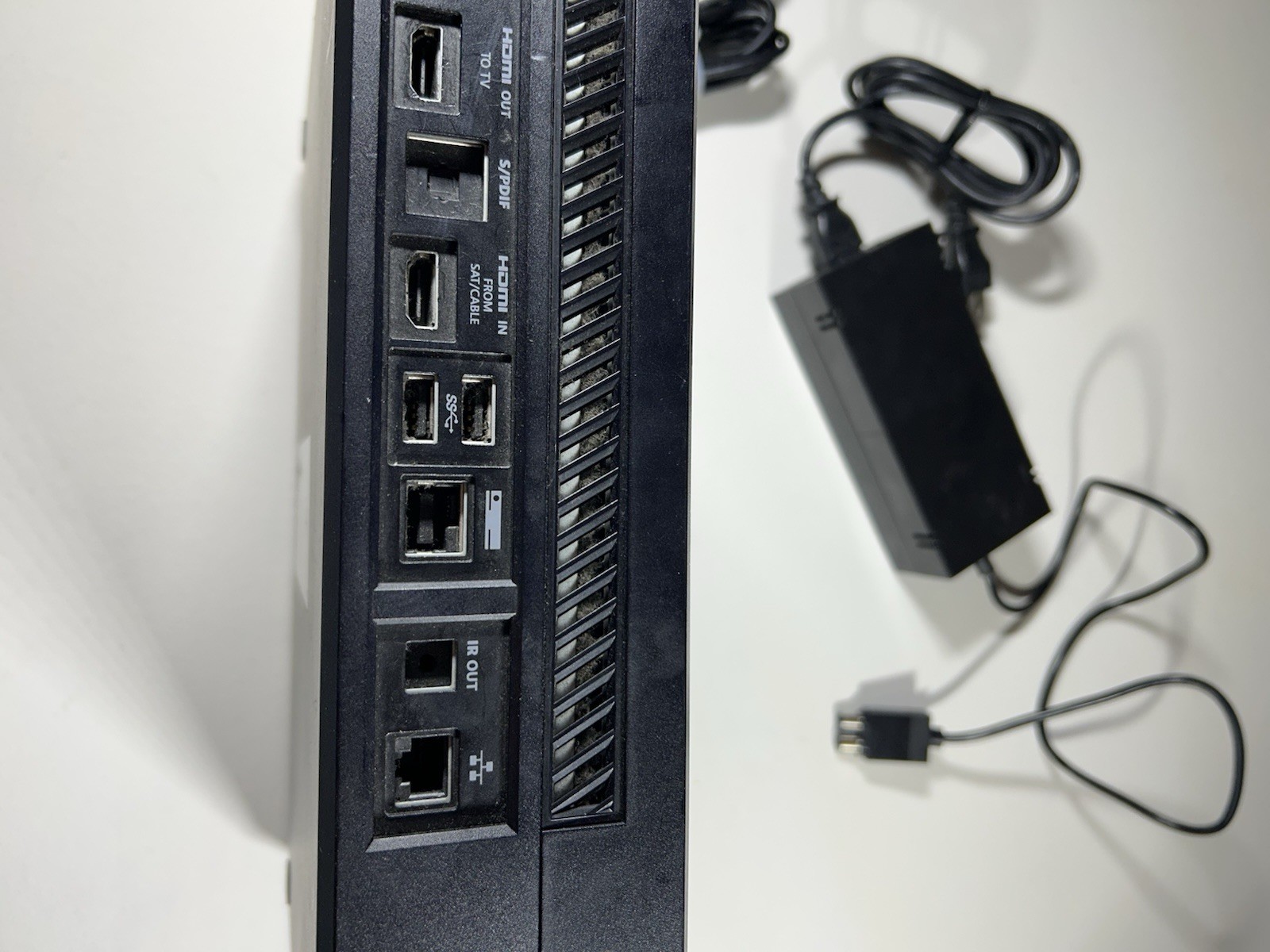 Microsoft Xbox One Model 1540 500GB- Console & Non-OEM Power Cord Tested Works
