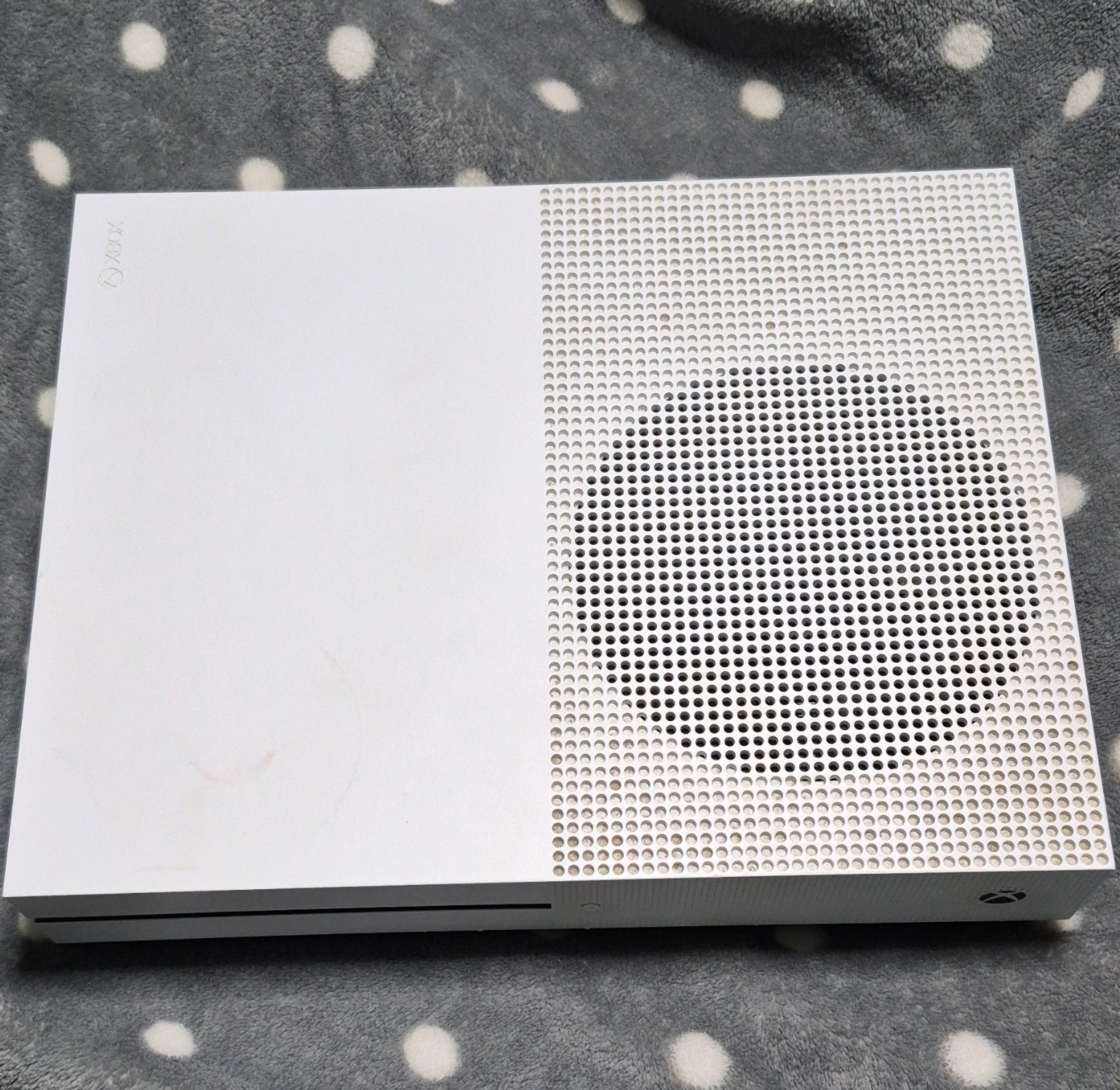 Microsoft Xbox One S 1TB White Home Console 4K UHD Region Free 1681 2017