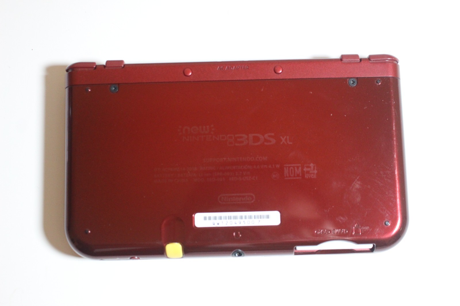 Nintendo New 3DS XL Console Handheld Bundle w Pokemon Y Moon Smash Brosh VGUC