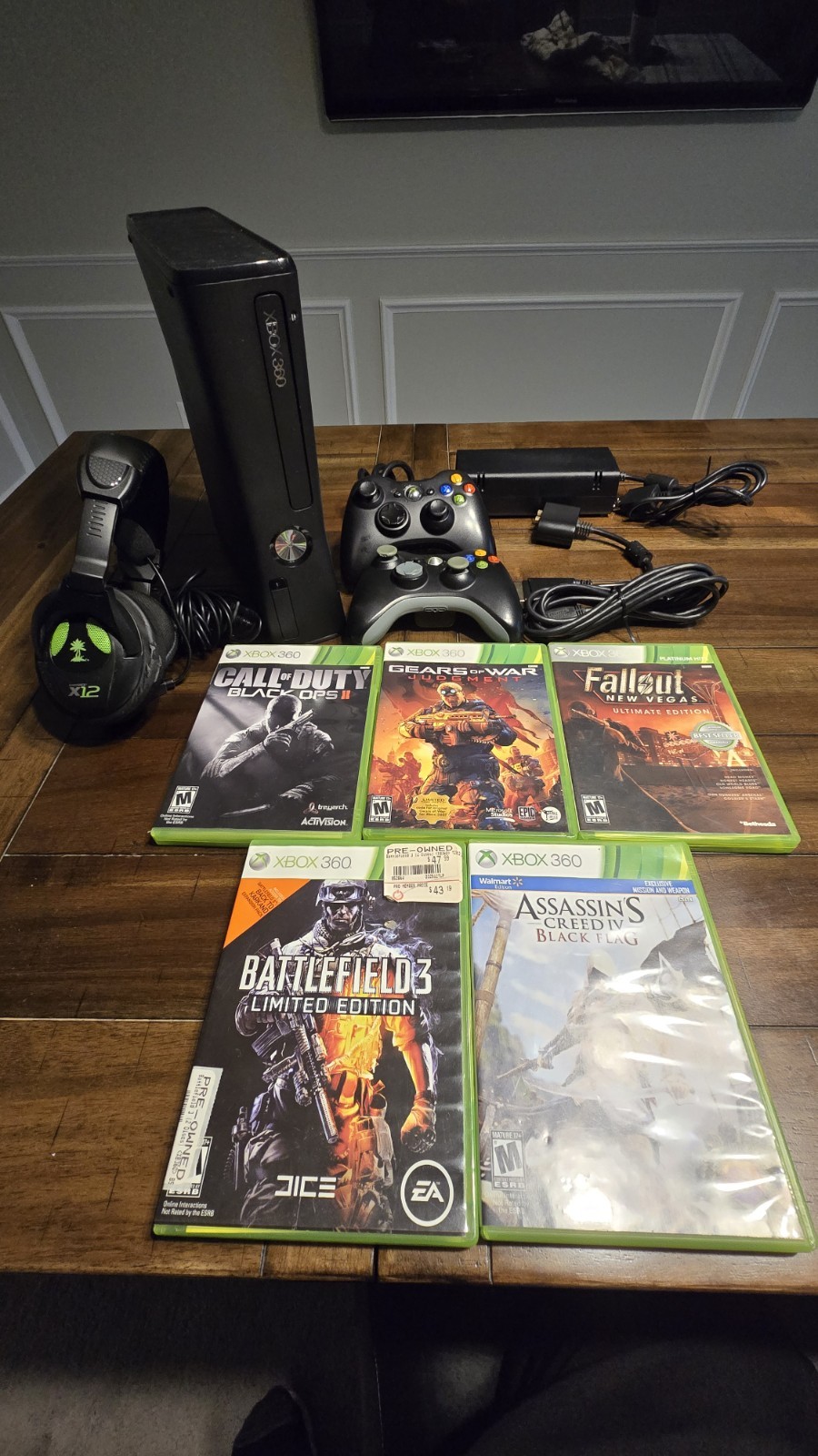 ​Xbox 360 Slim Console Matte Black Bundle 320GB 2 Controllers Fallout Ultimate